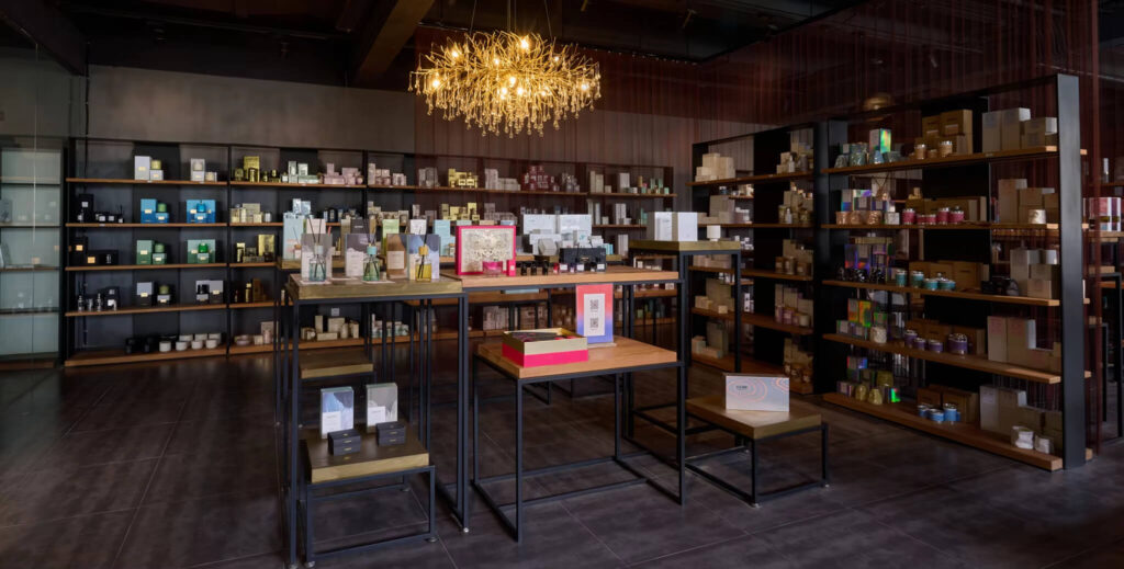 Scented Candle Sample Room